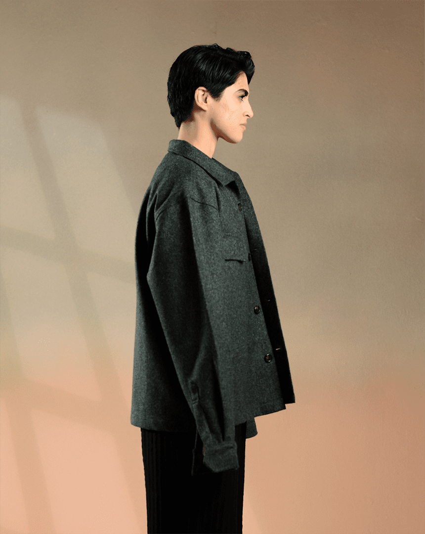 Corinthian_Female_Side